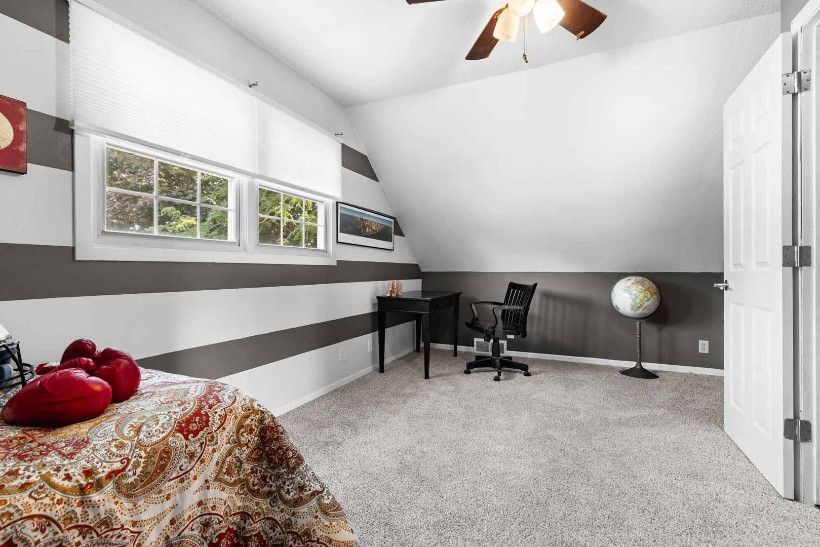 4830 Crown Point Circle IL