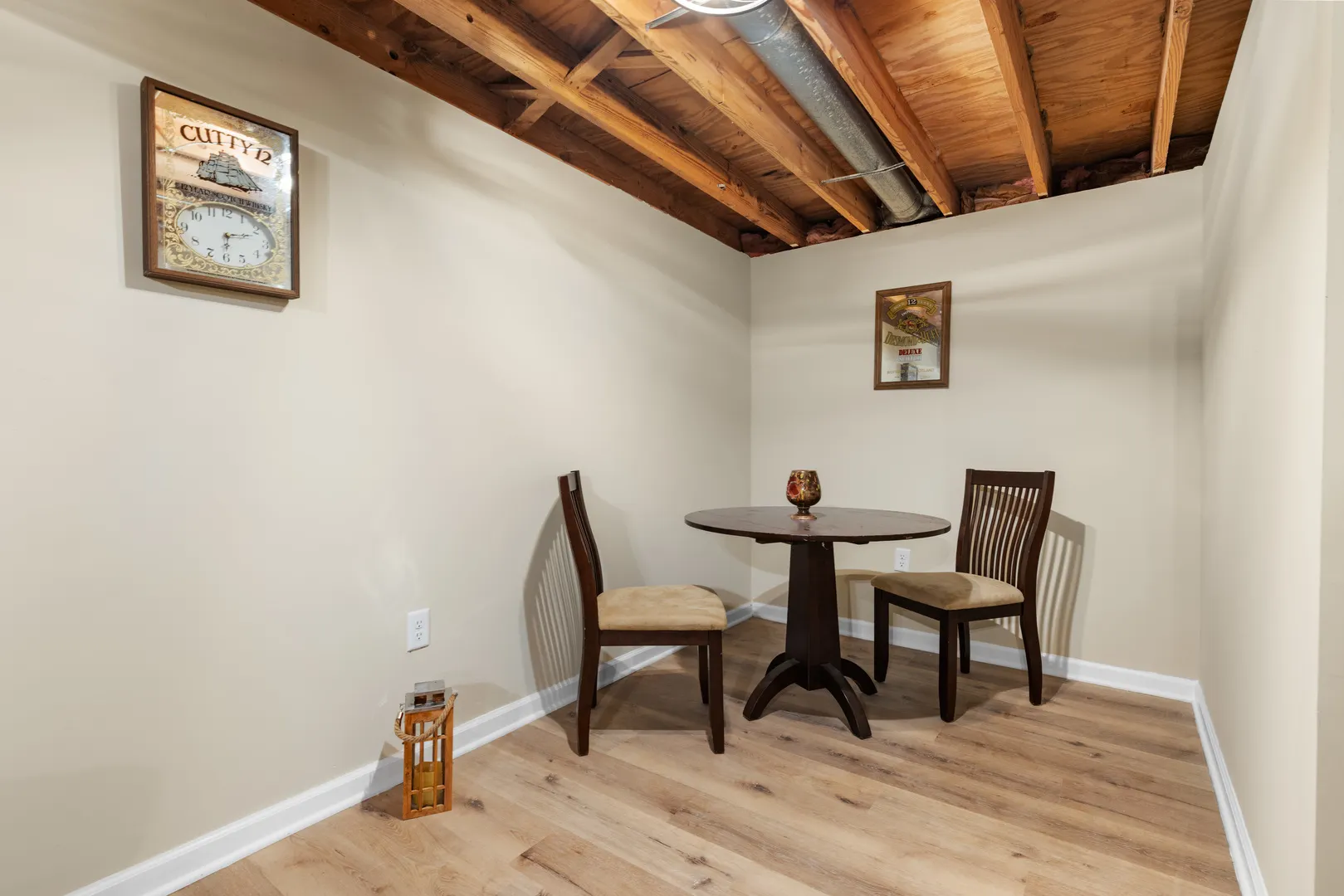 4830 Crown Point Circle IL