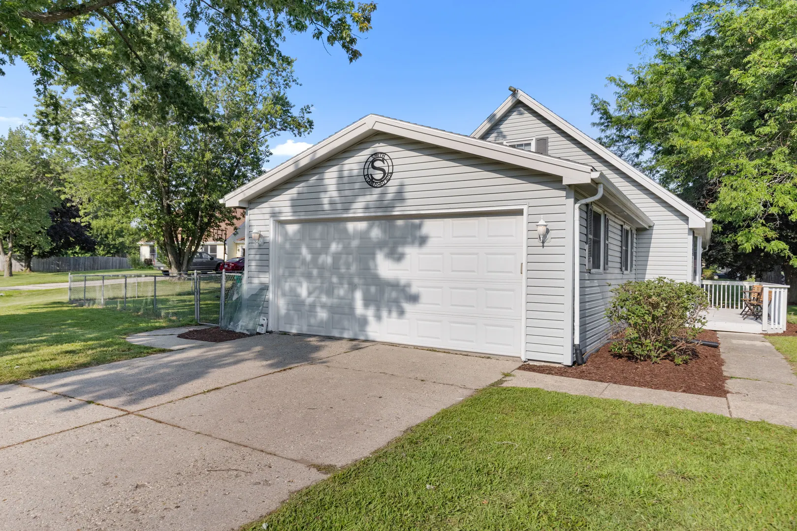 4830 Crown Point Circle IL