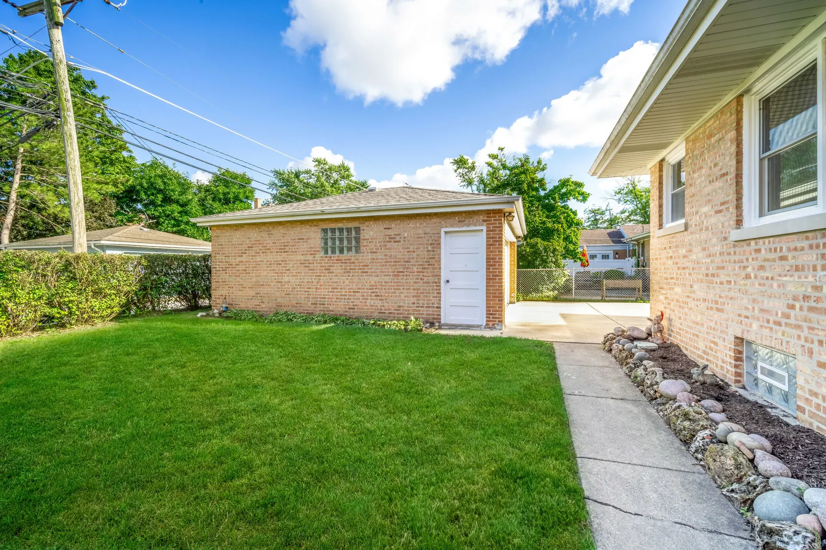 8915 Laramie Avenue IL