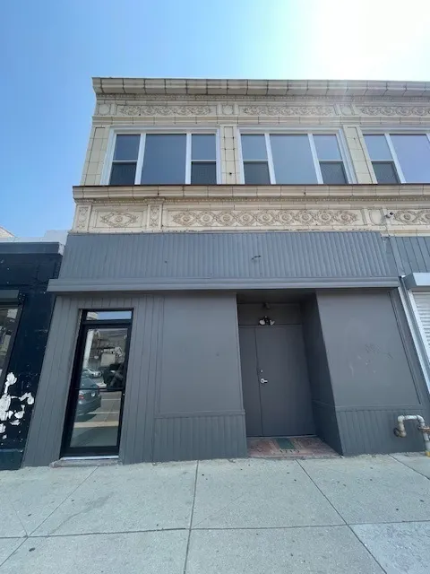 1719 W CHICAGO Avenue 1 IL