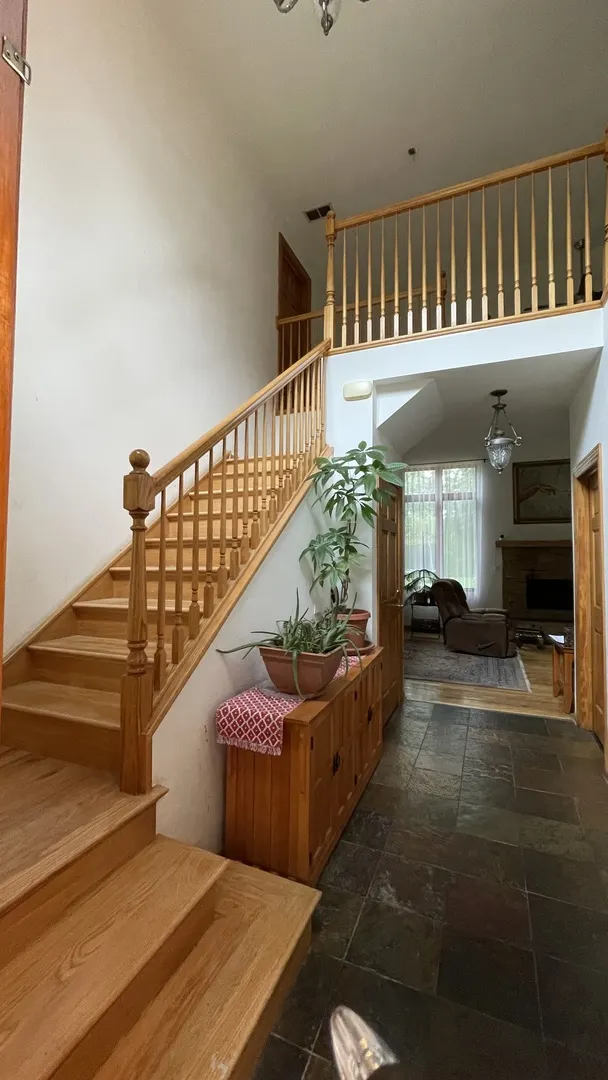 1535 N Elm Street IL