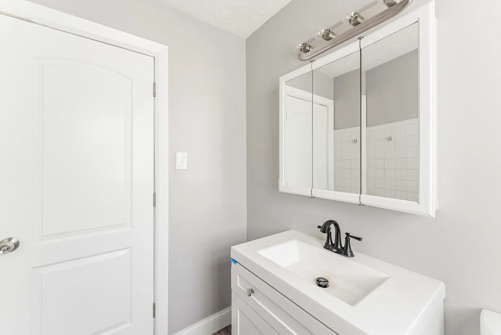 58 W 118th Street IL