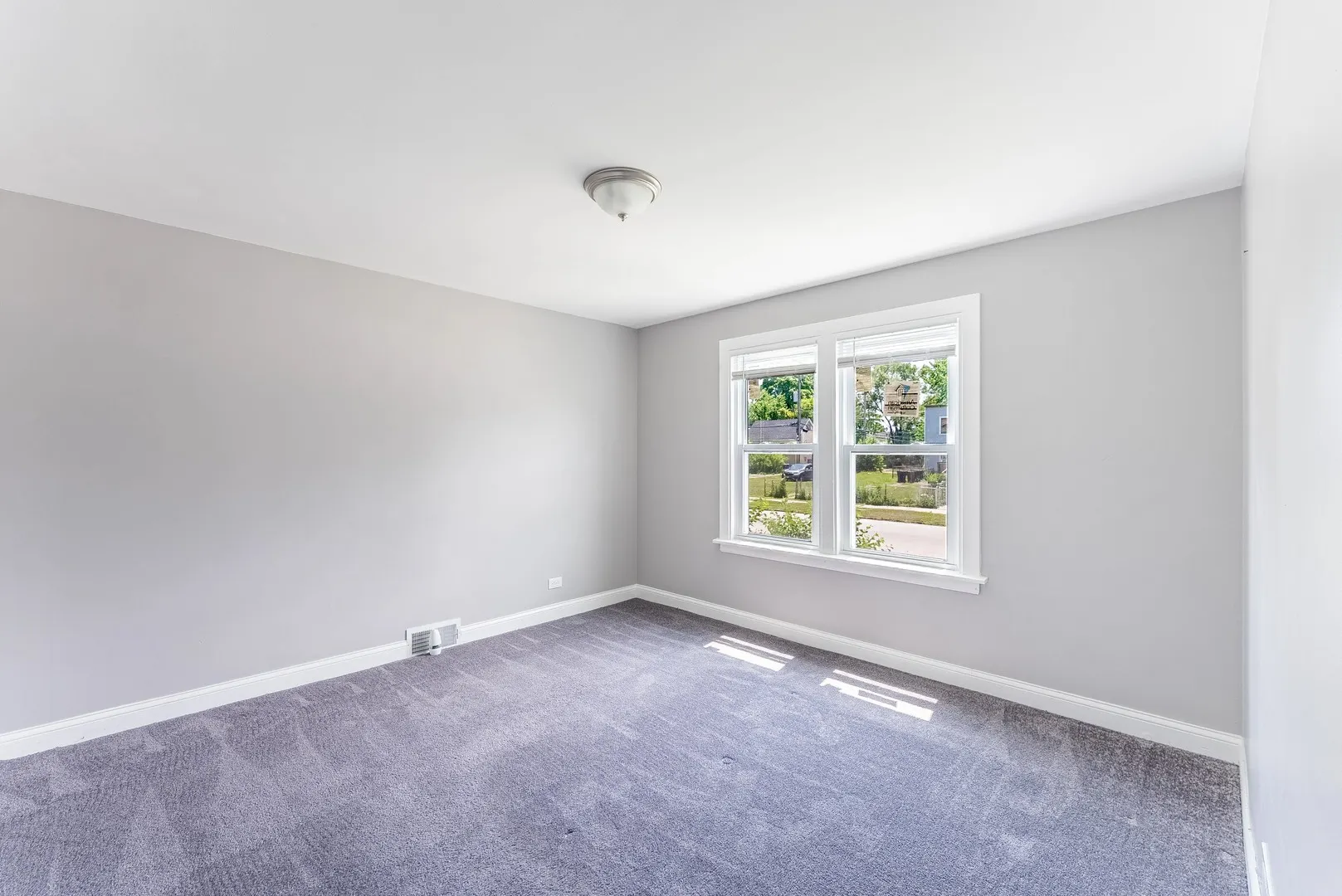 58 W 118th Street IL