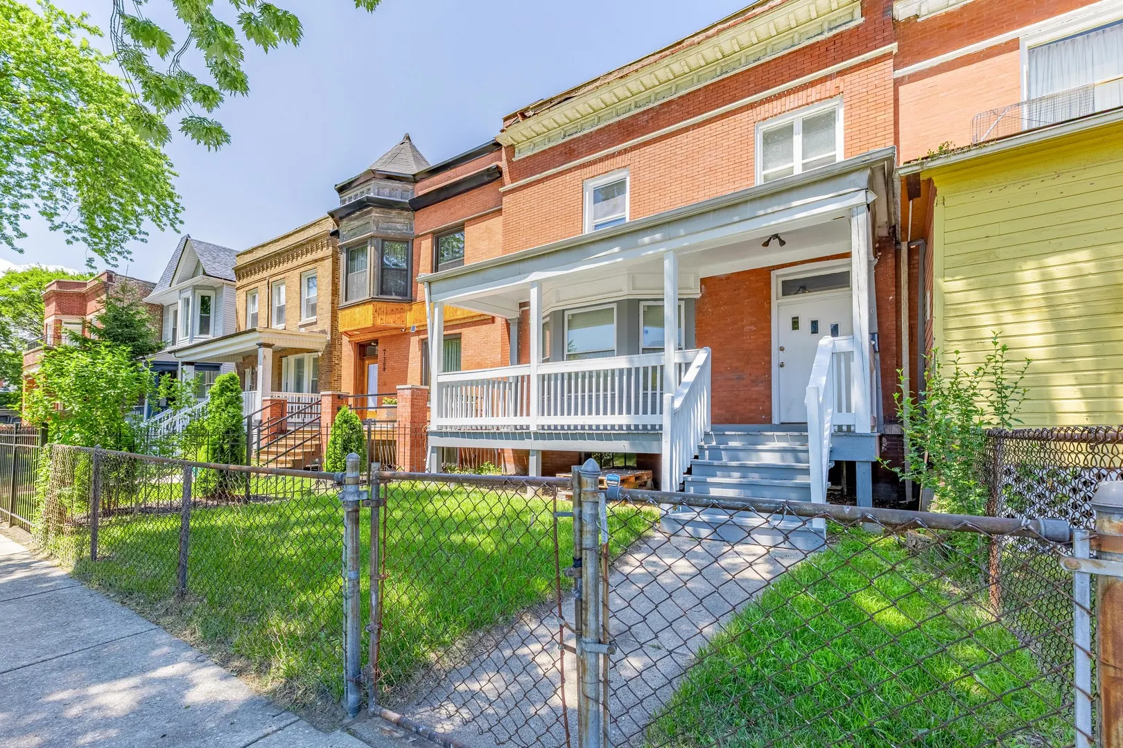 1310 E 72nd Street IL