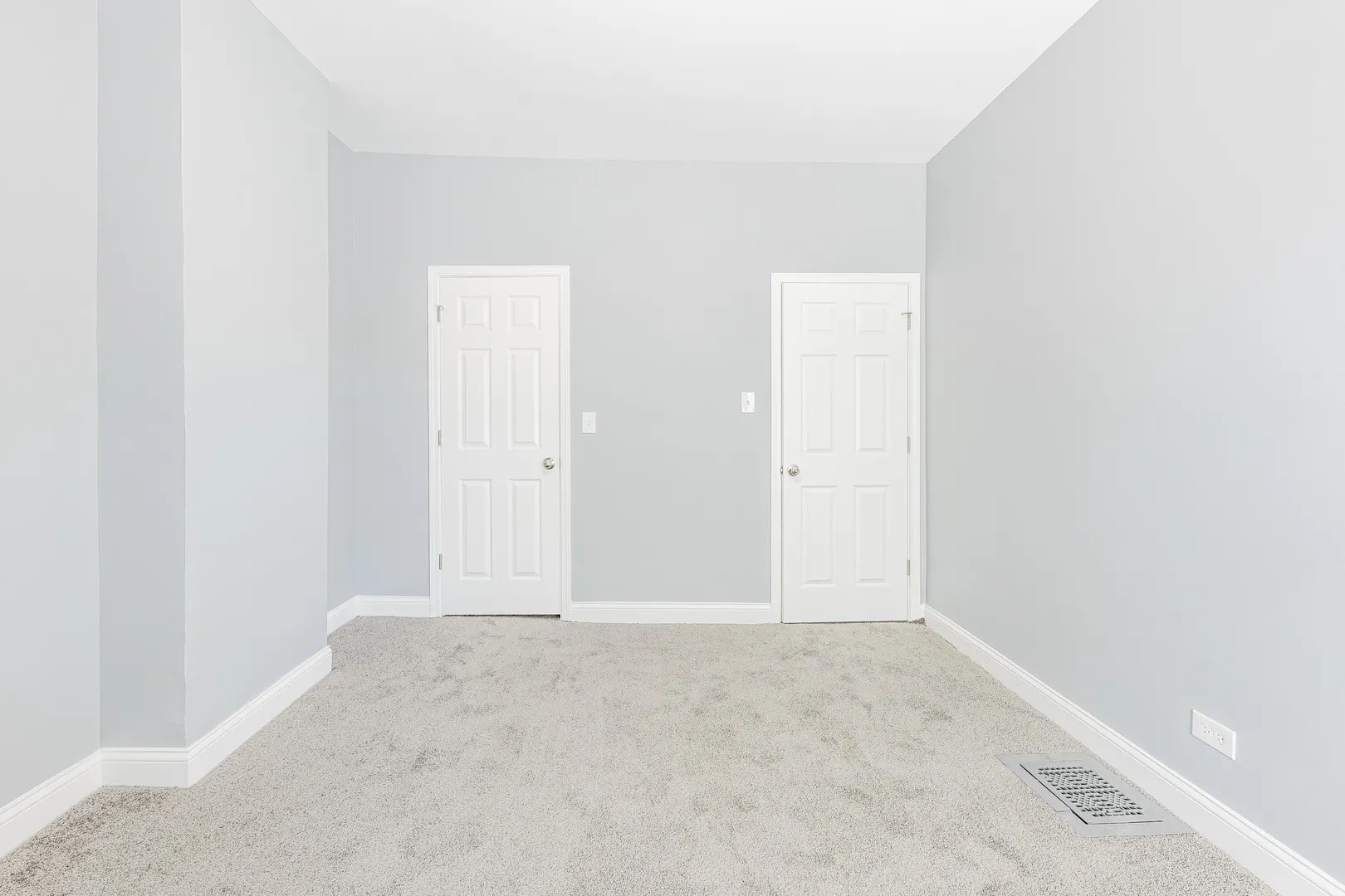 1310 E 72nd Street IL