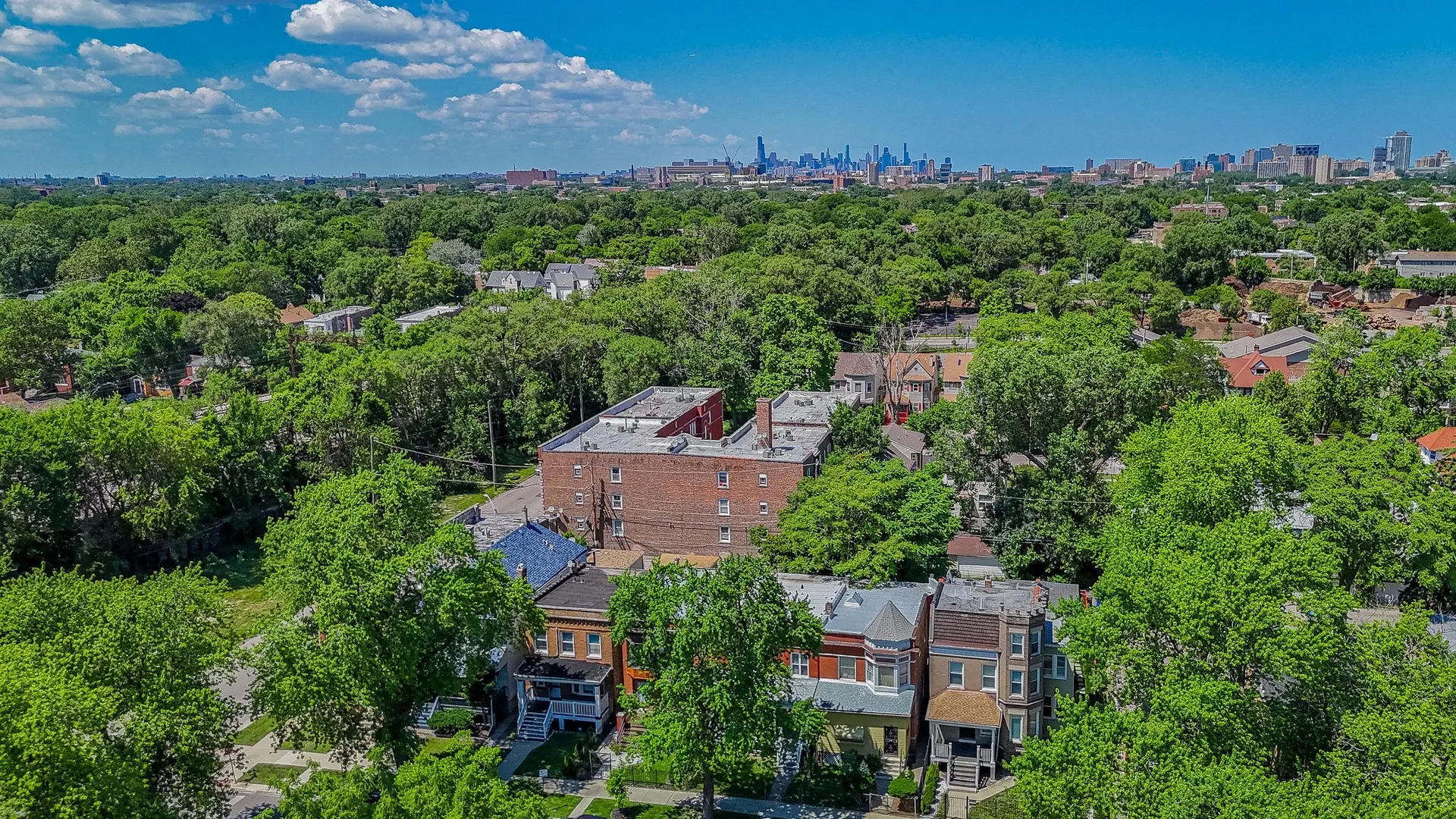 1310 E 72nd Street IL