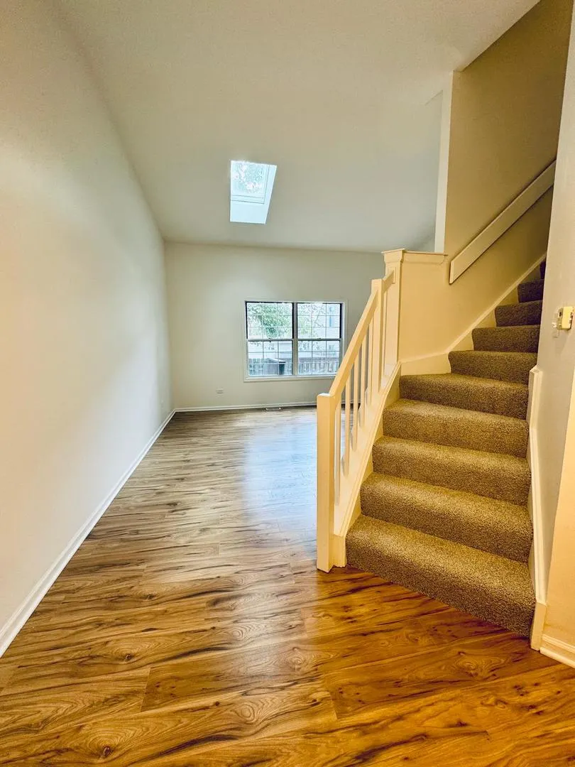 418 Farmbrook Court IL