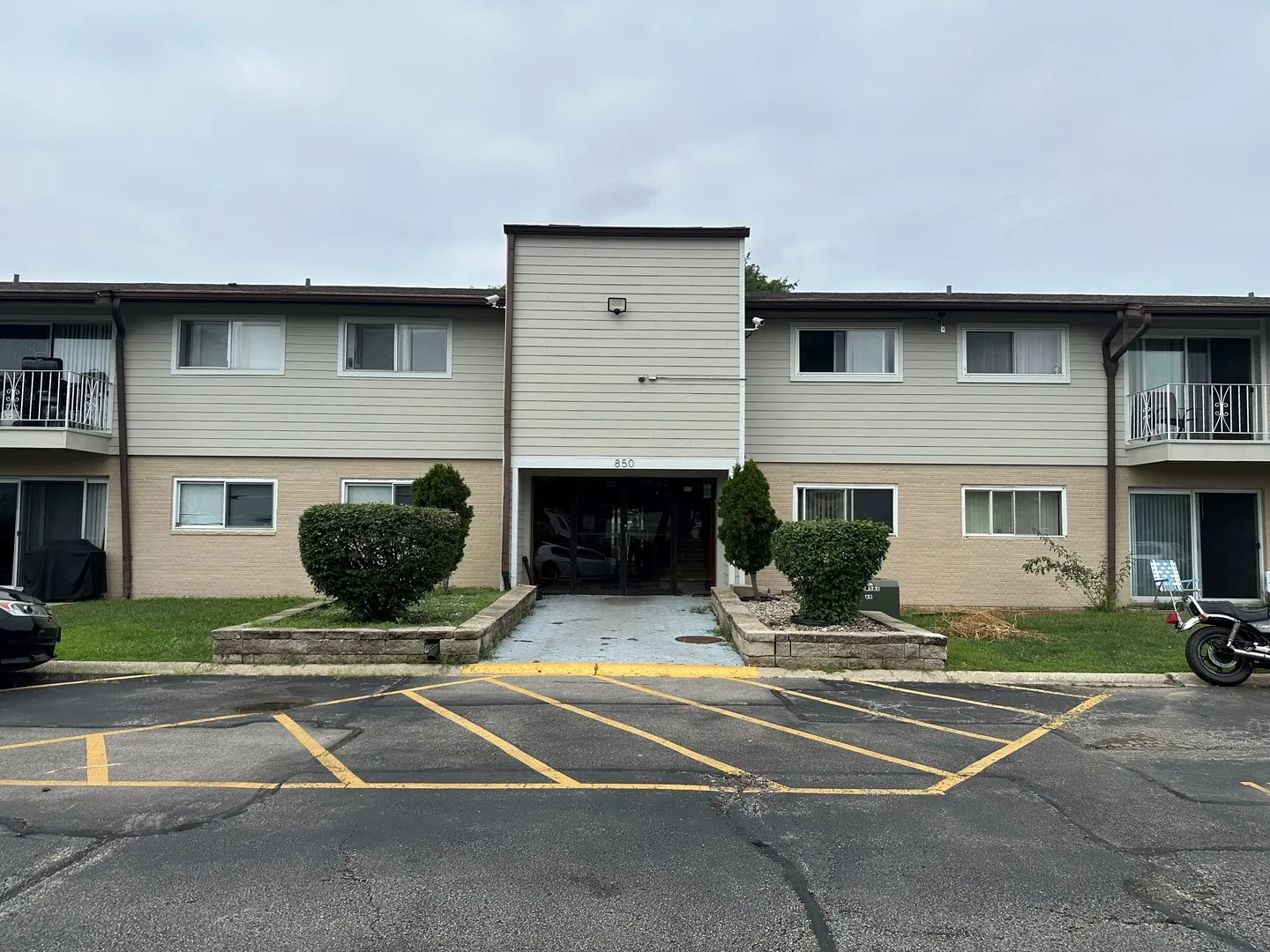 850 E Old Willow Road 108 IL