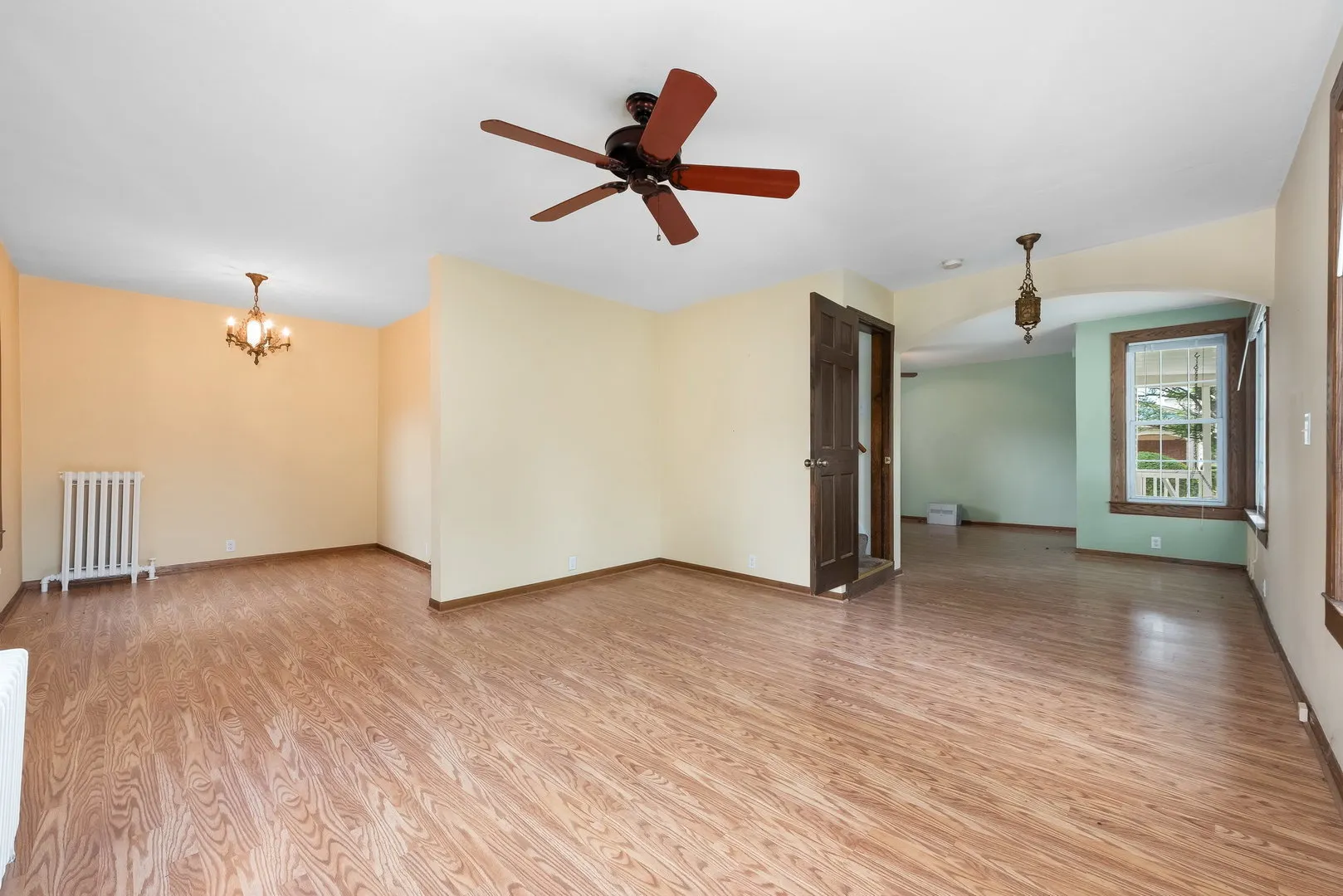 318 W Wing Street IL