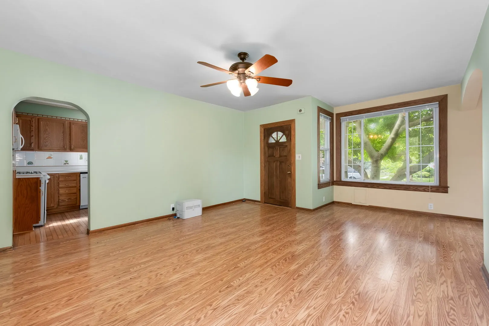 318 W Wing Street IL