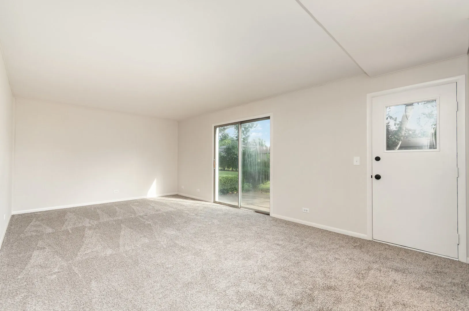 949 Rose Lane IL