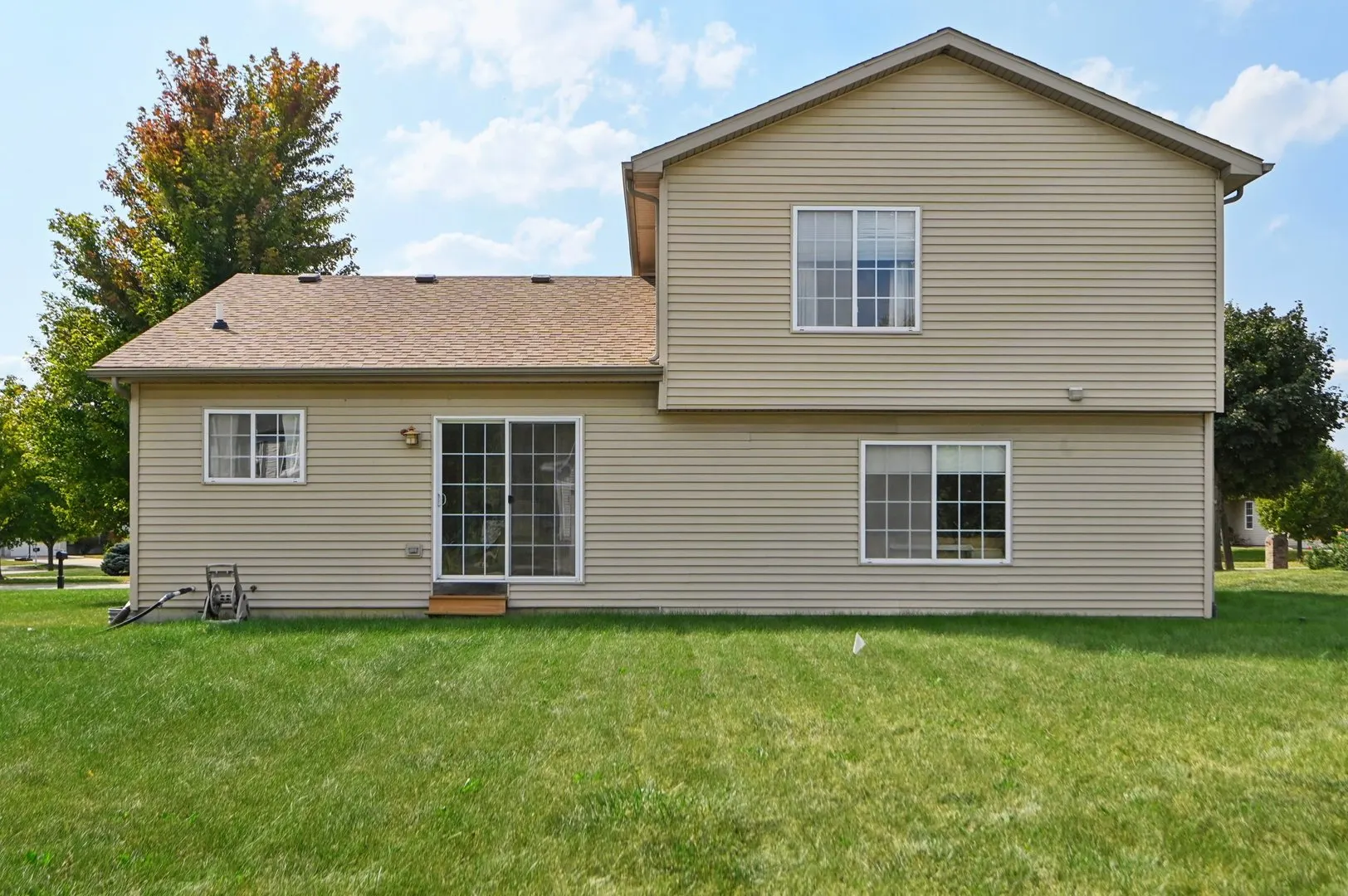 1102 Nikki Court IL
