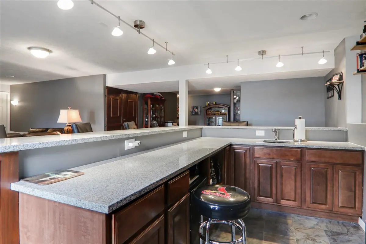 2212 Altoona Road IL