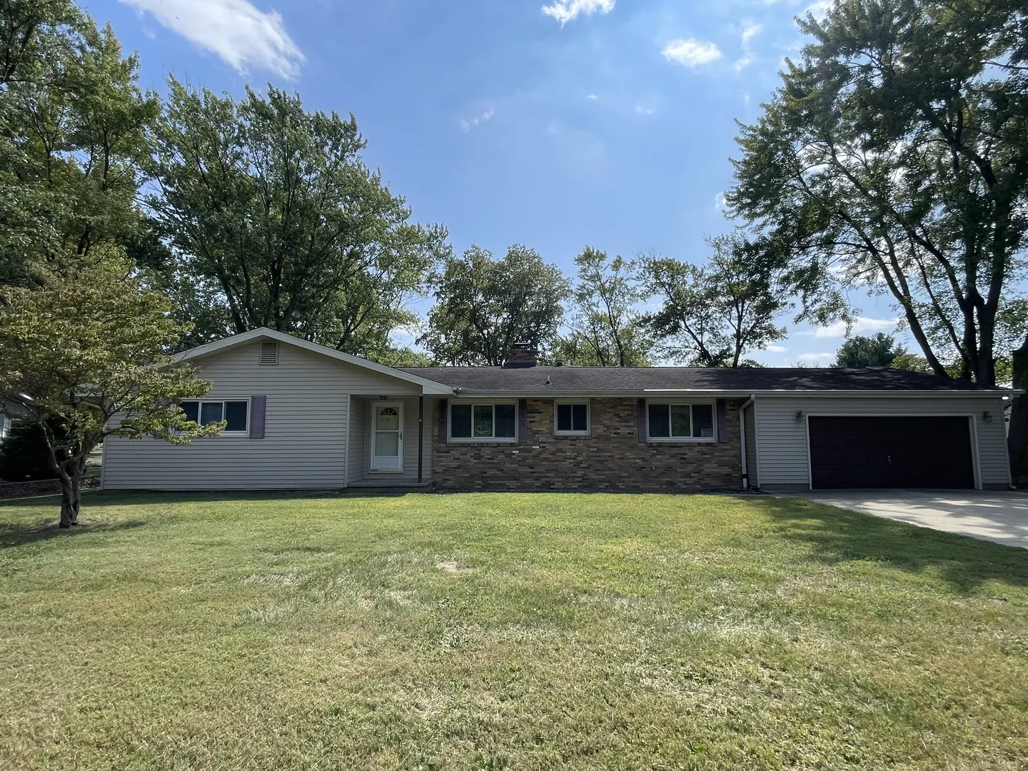57 Mary Lane IL