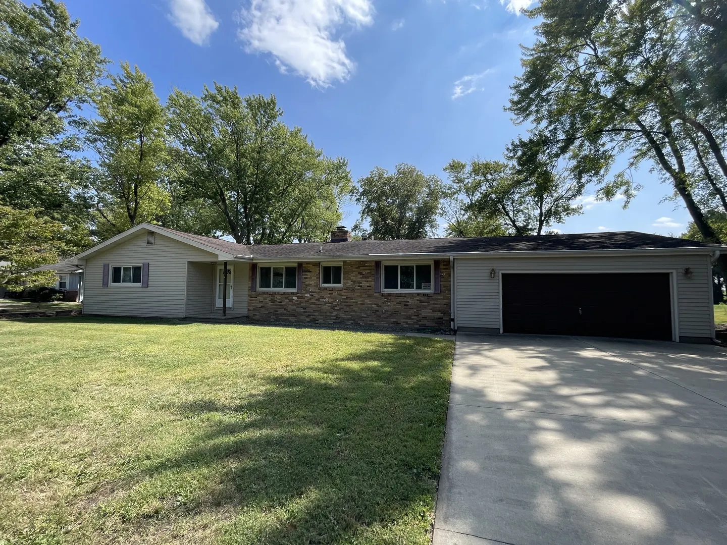 57 Mary Lane IL