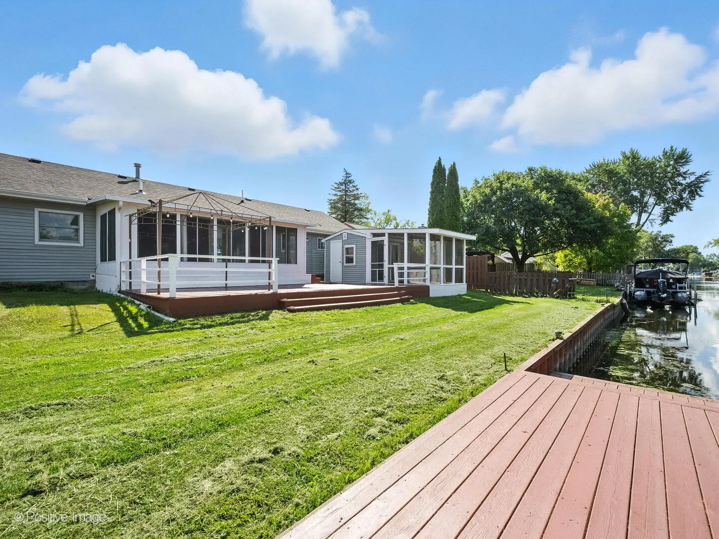 702 Livingston Street IL