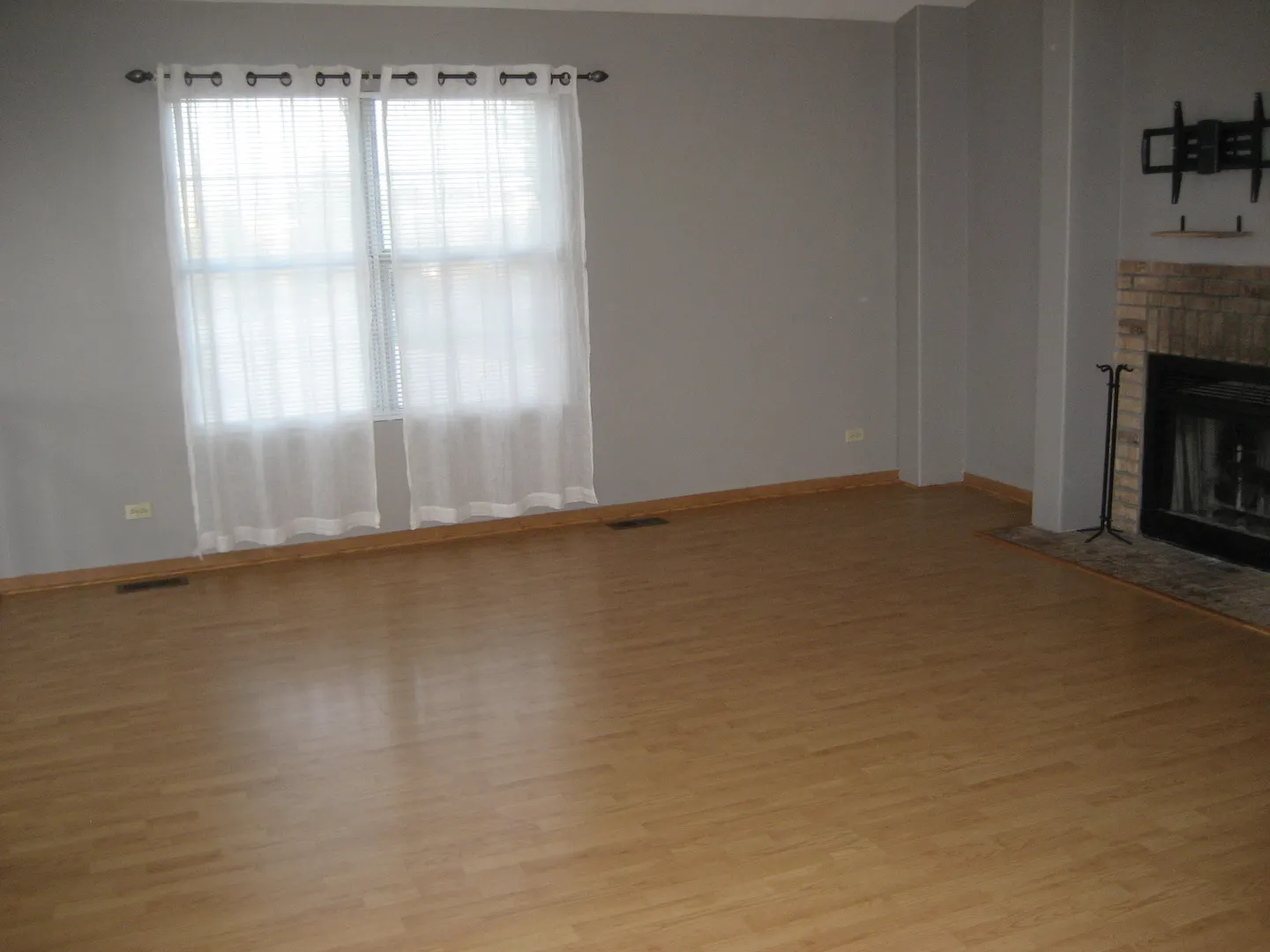 294 Le Parc Circle IL