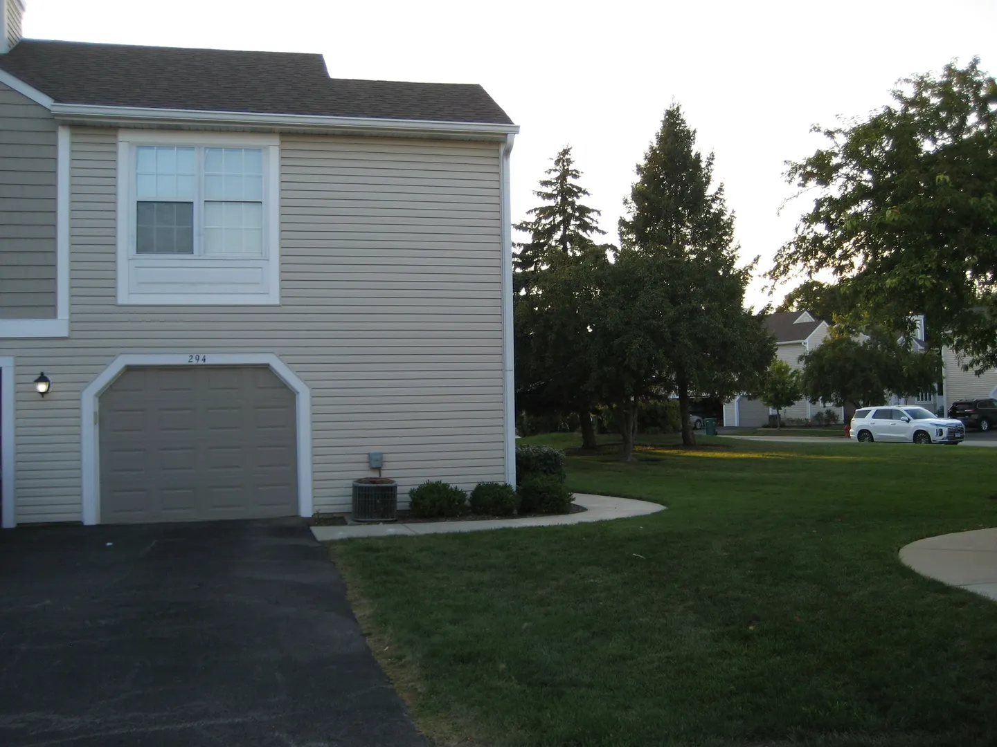 294 Le Parc Circle IL