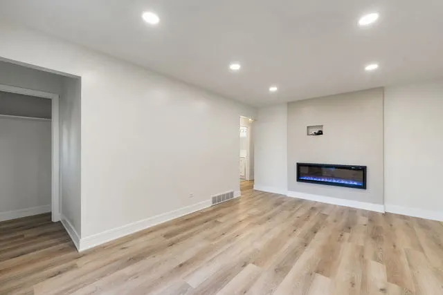 5146 Michigan Avenue IL