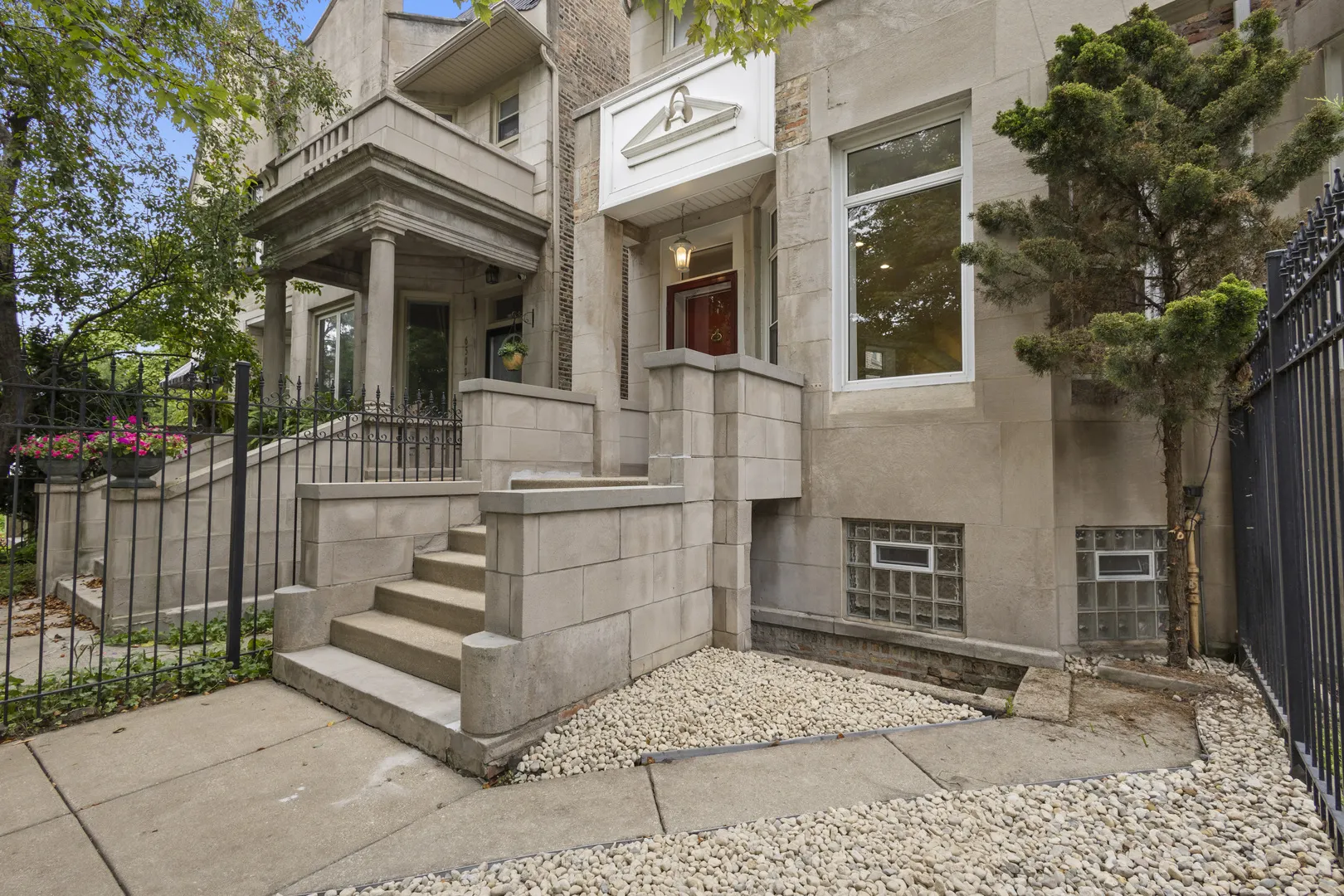6505 S WOODLAWN Avenue IL