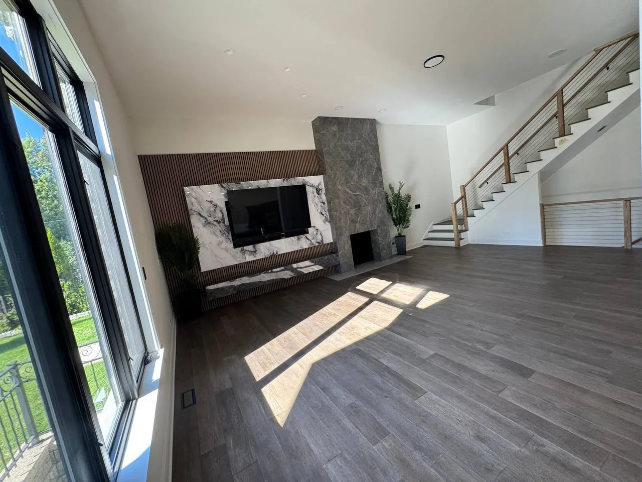 1026 Lathrop Avenue IL