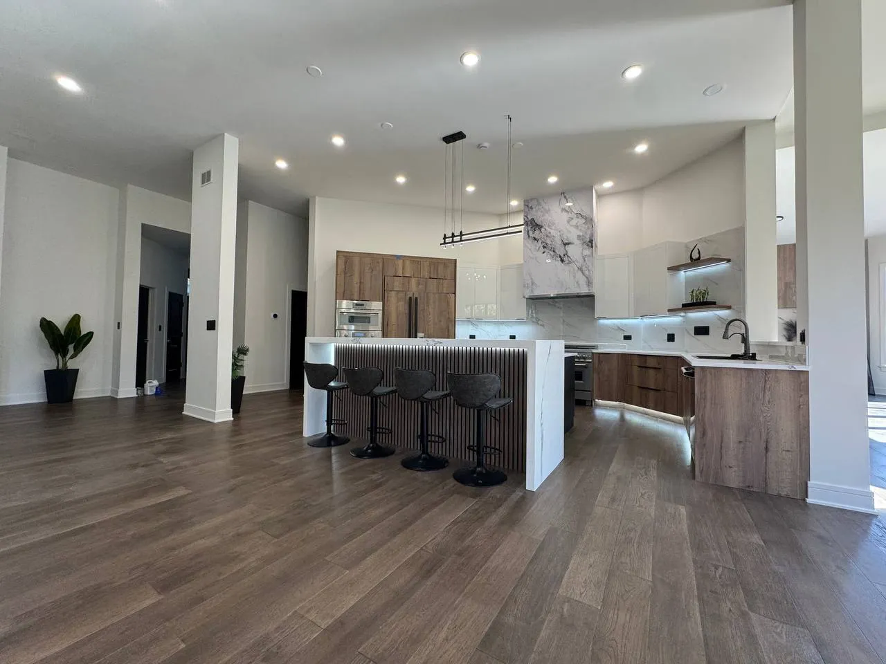 1026 Lathrop Avenue IL