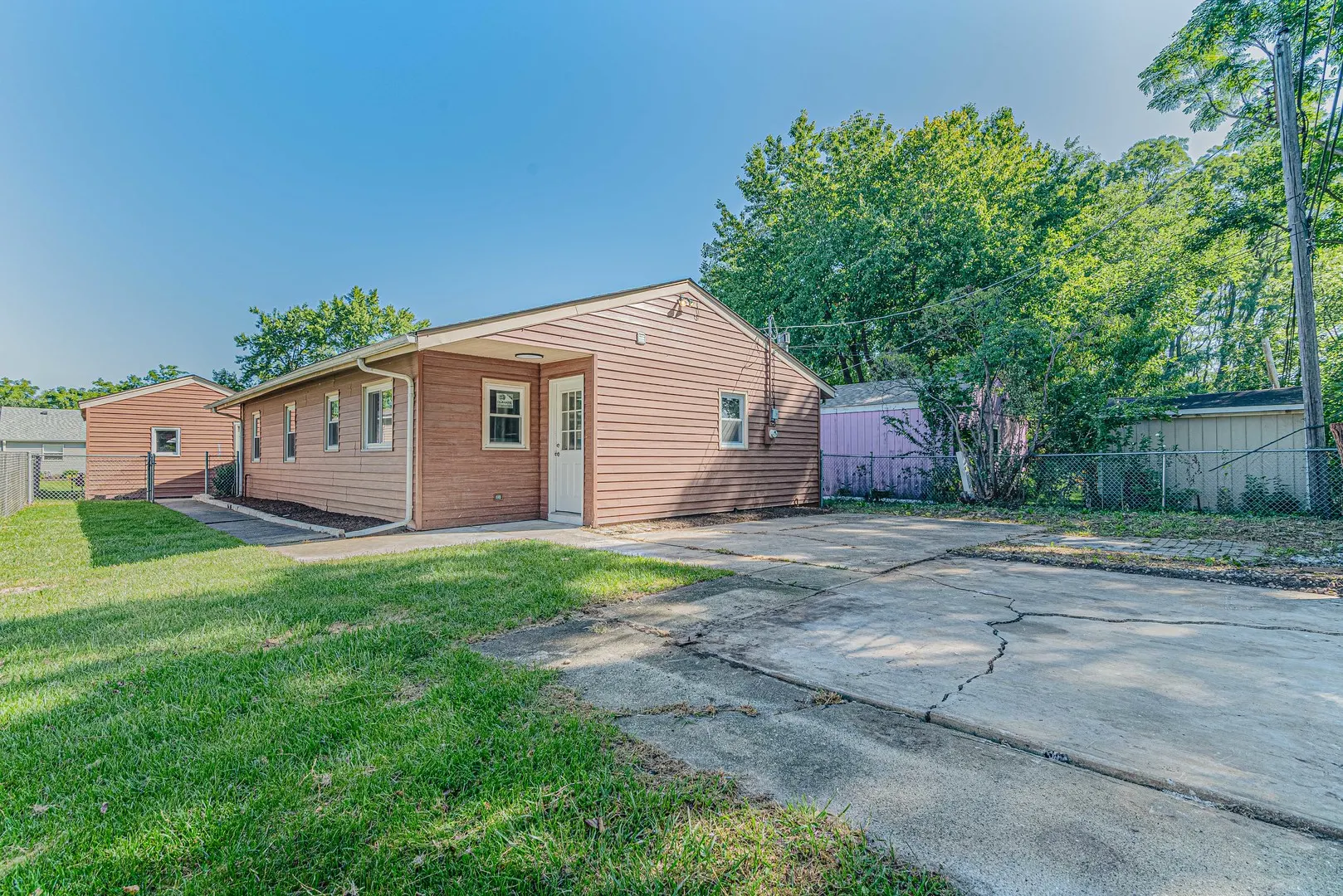 1087 Houston Avenue IL