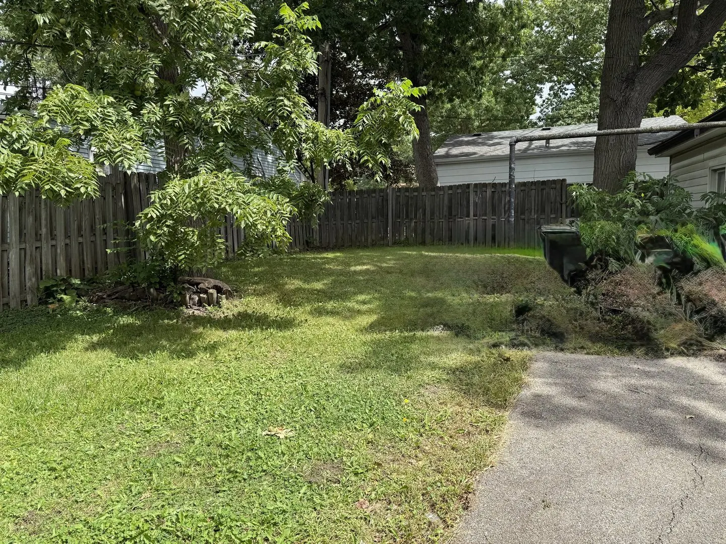 723 S Lake Street IL