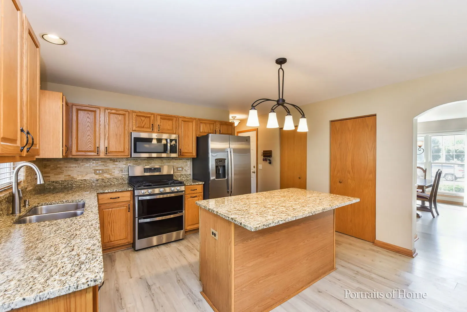 2420 Glenford Drive IL