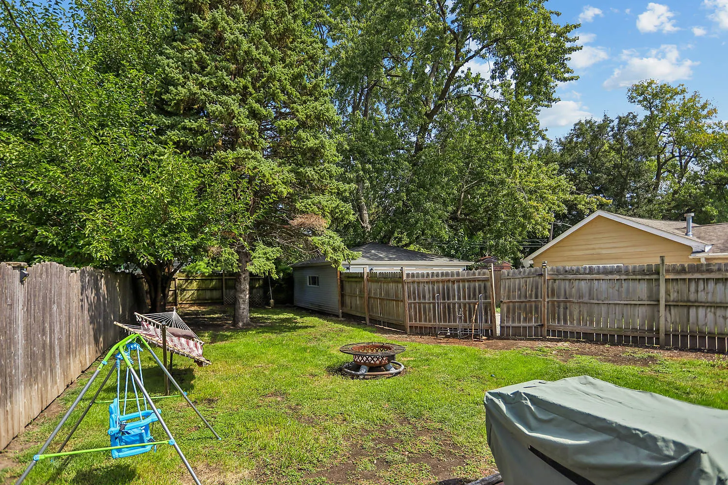 2218 Greengold Street IL