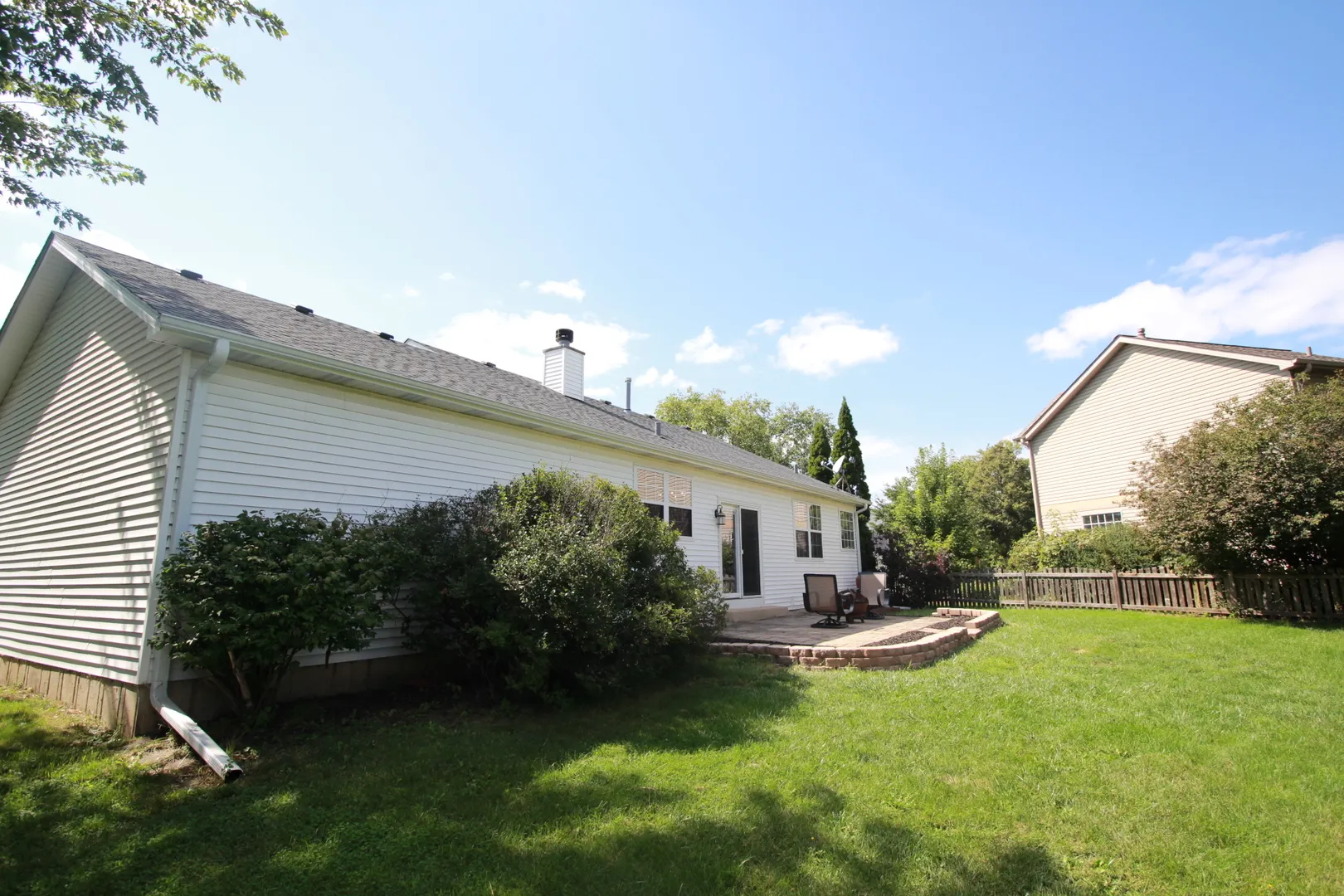 610 Salem Circle IL