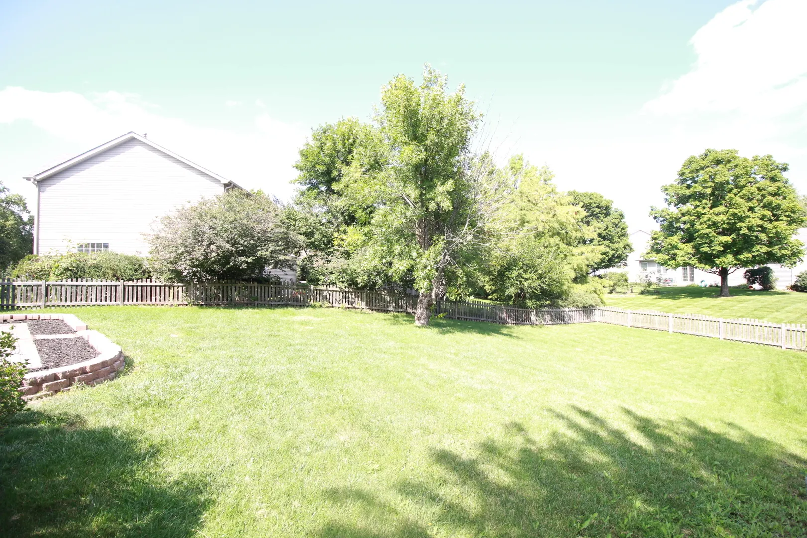 610 Salem Circle IL