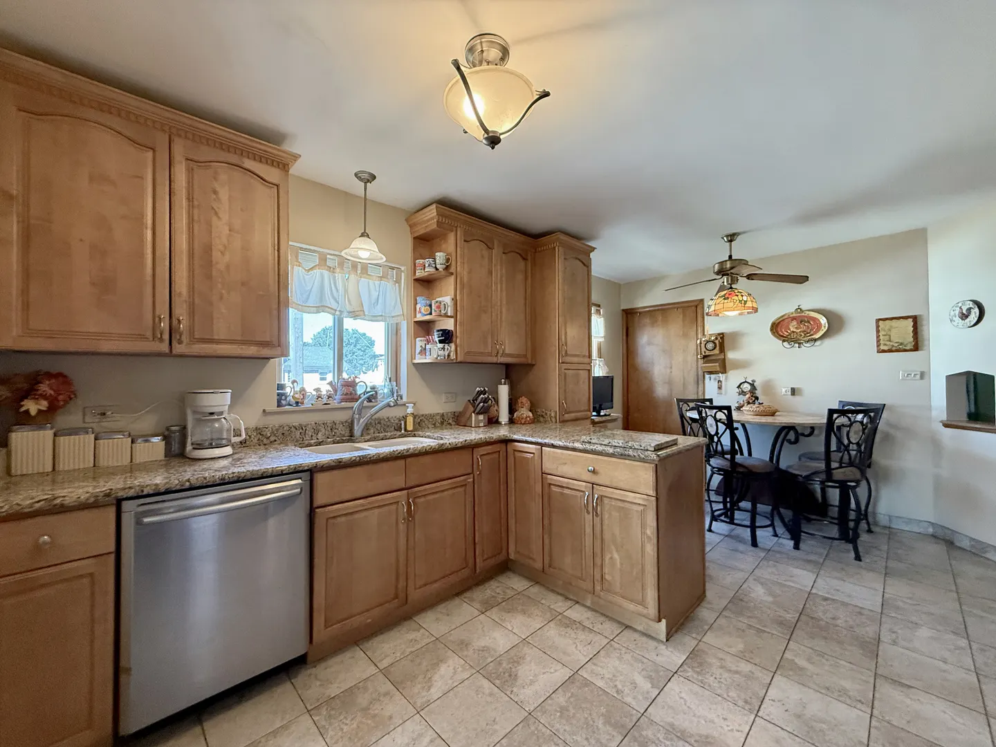7425 W Devon Avenue IL