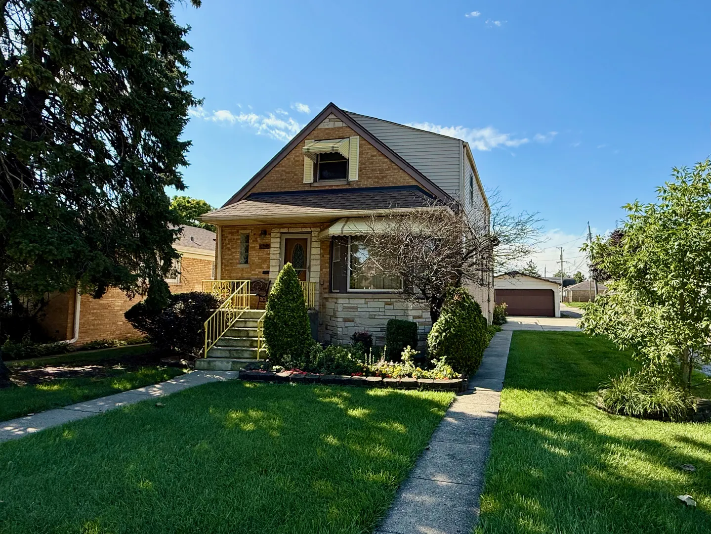 7425 W Devon Avenue IL