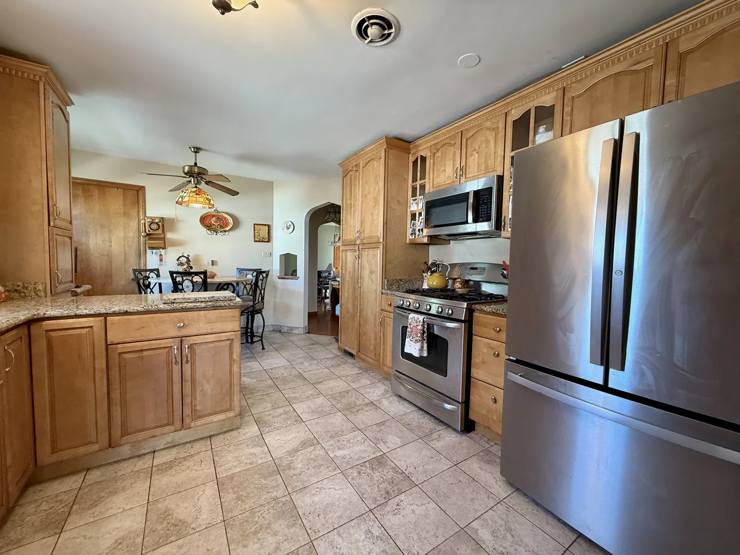 7425 W Devon Avenue IL