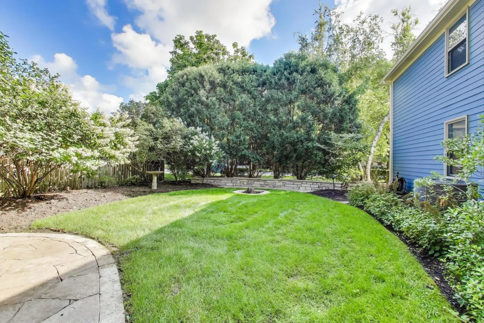 95 N Stauffer Drive IL