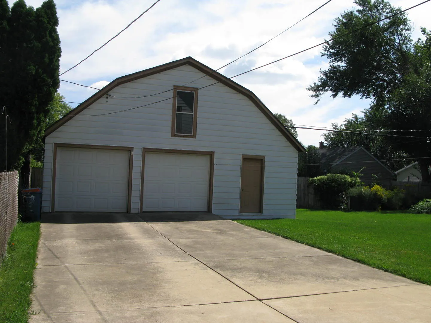 719 Oak Avenue IL