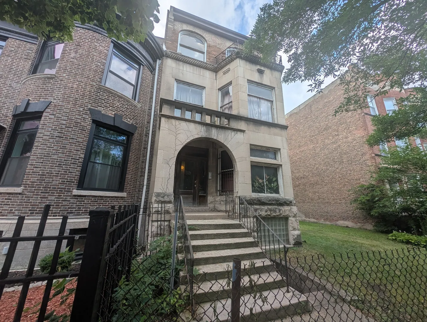 4930 S Vincennes Avenue IL