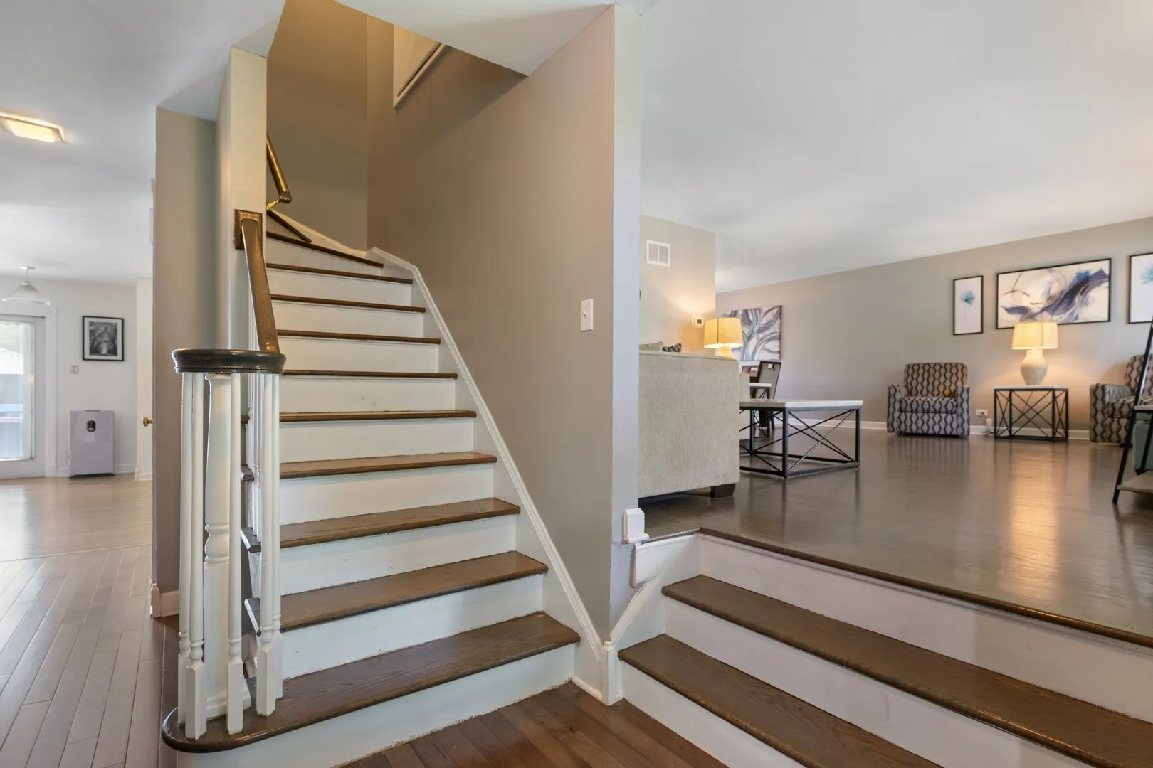 1344 Heather Hill Crescent IL