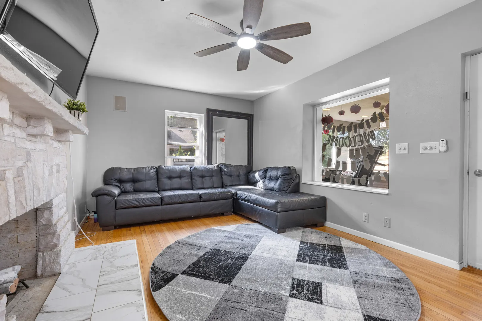 4097 Oaklane Road IL