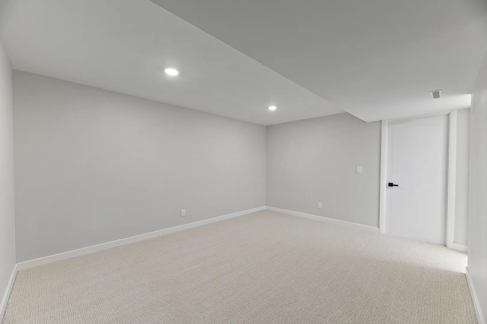 205 Augusta Drive IL