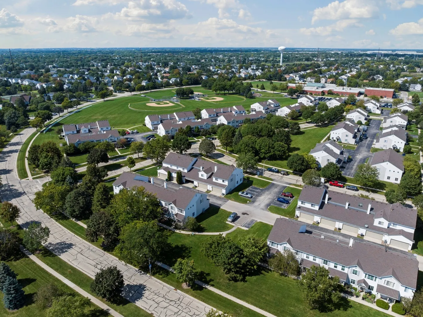 1565 Azalea Circle IL