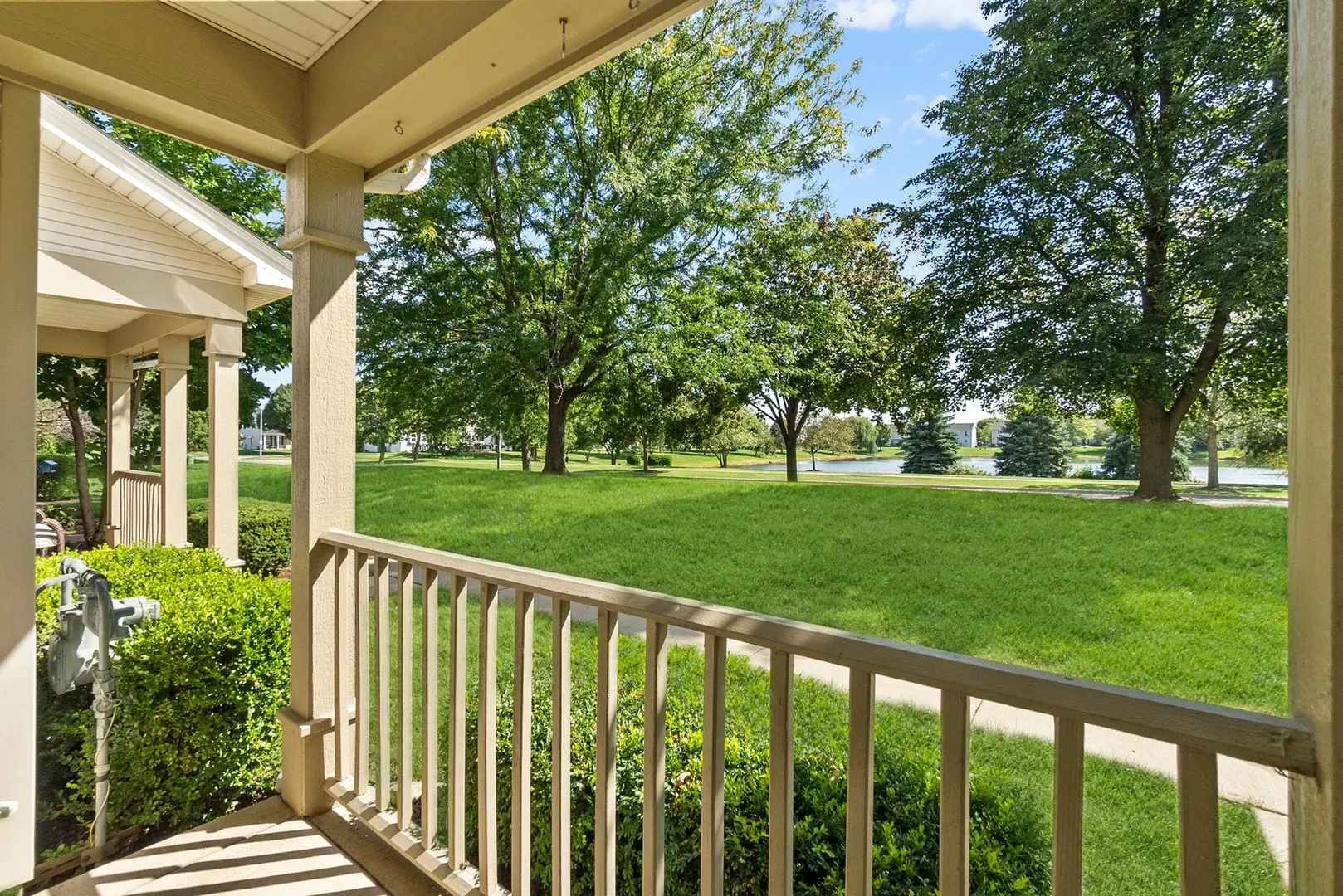 1565 Azalea Circle IL