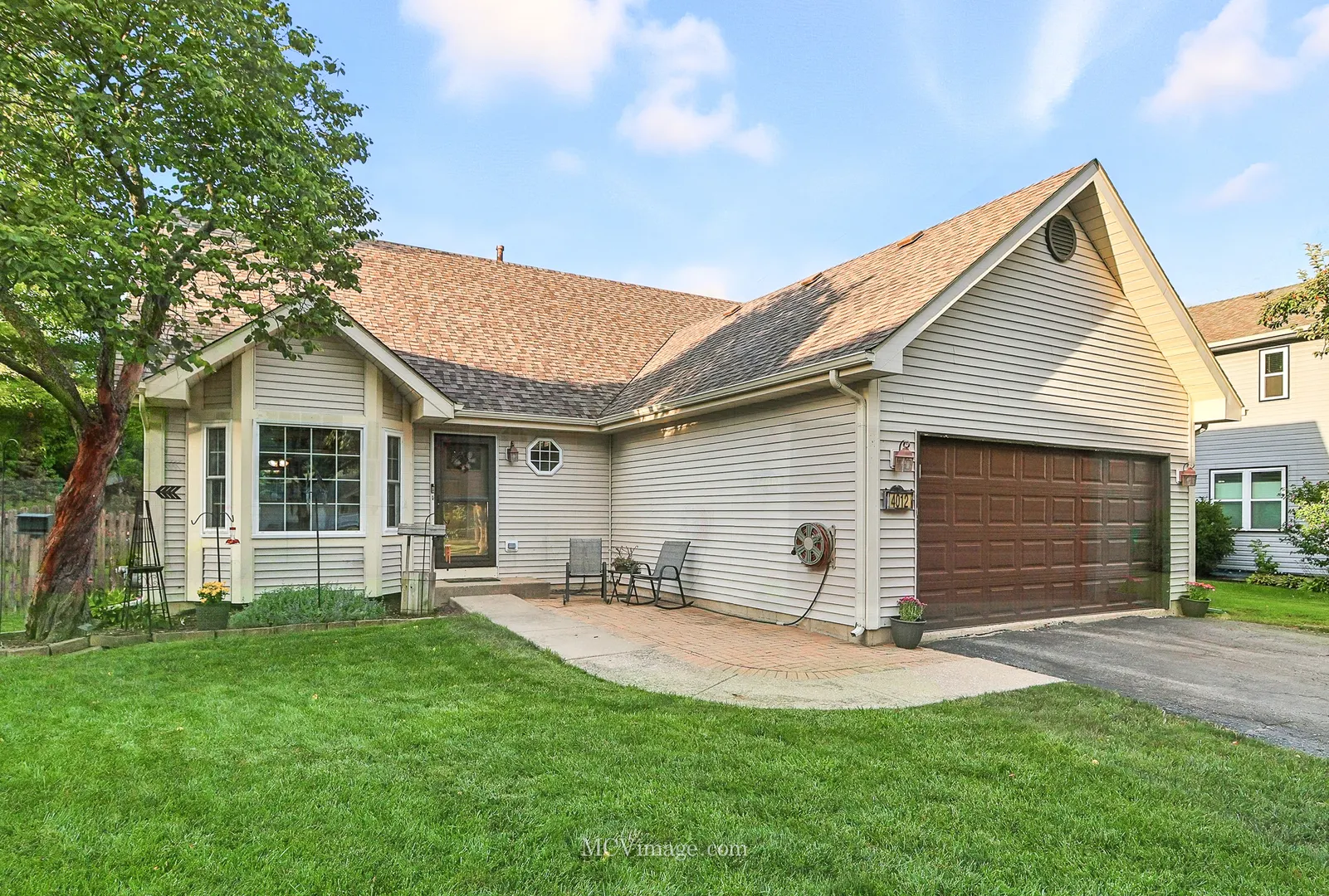 4012 Brenton Drive IL
