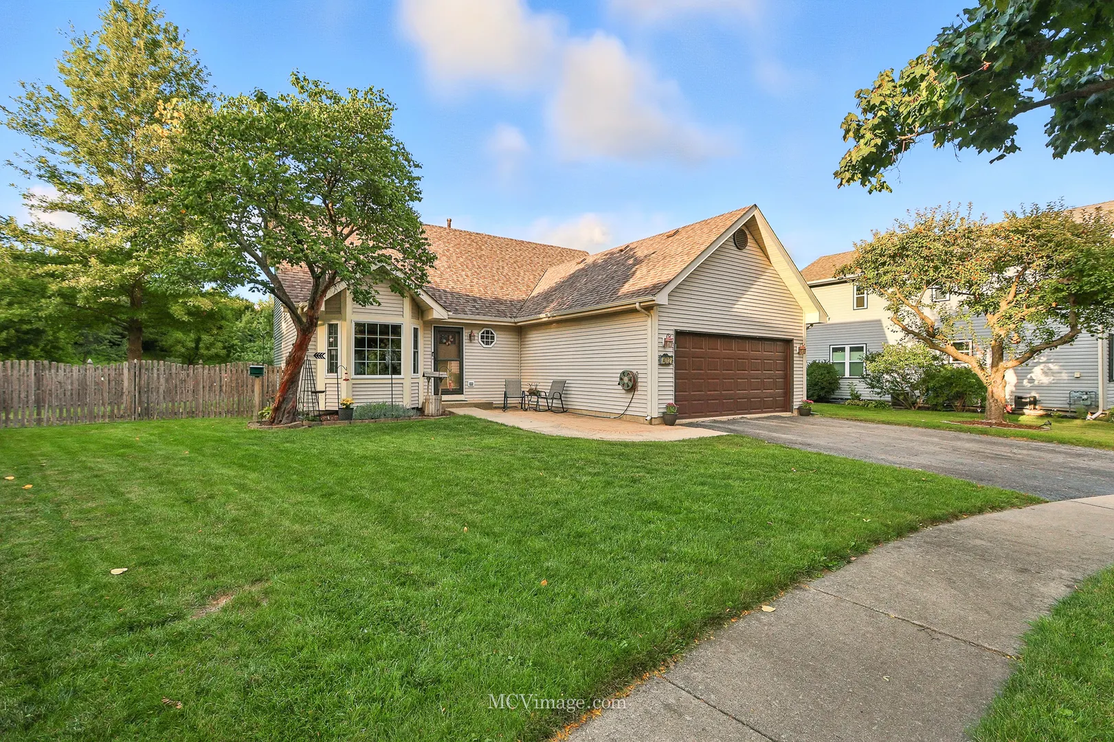 4012 Brenton Drive IL