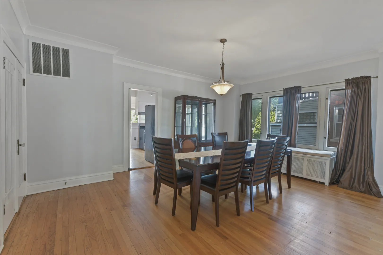 925 Linden Avenue IL