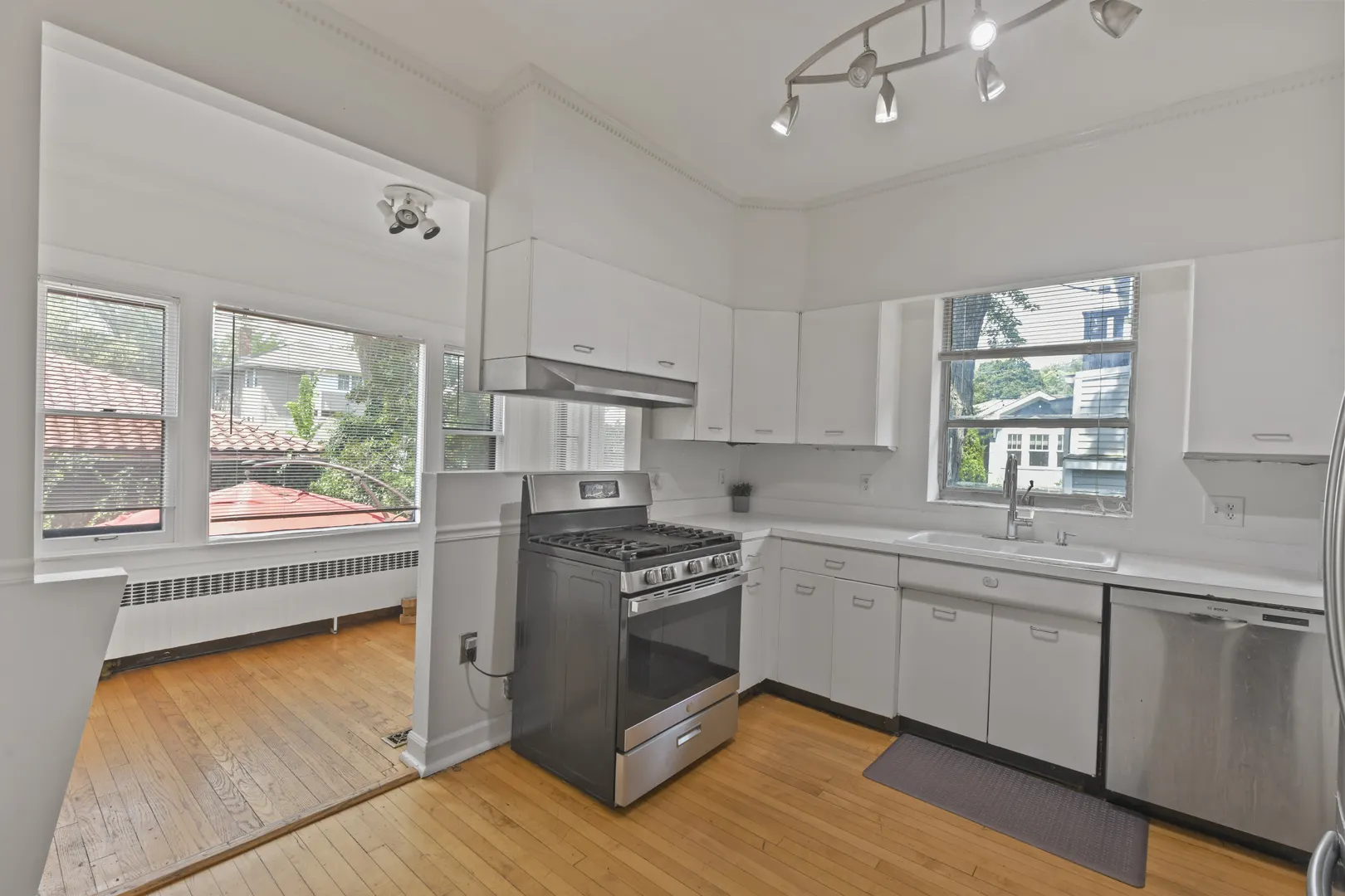 925 Linden Avenue IL