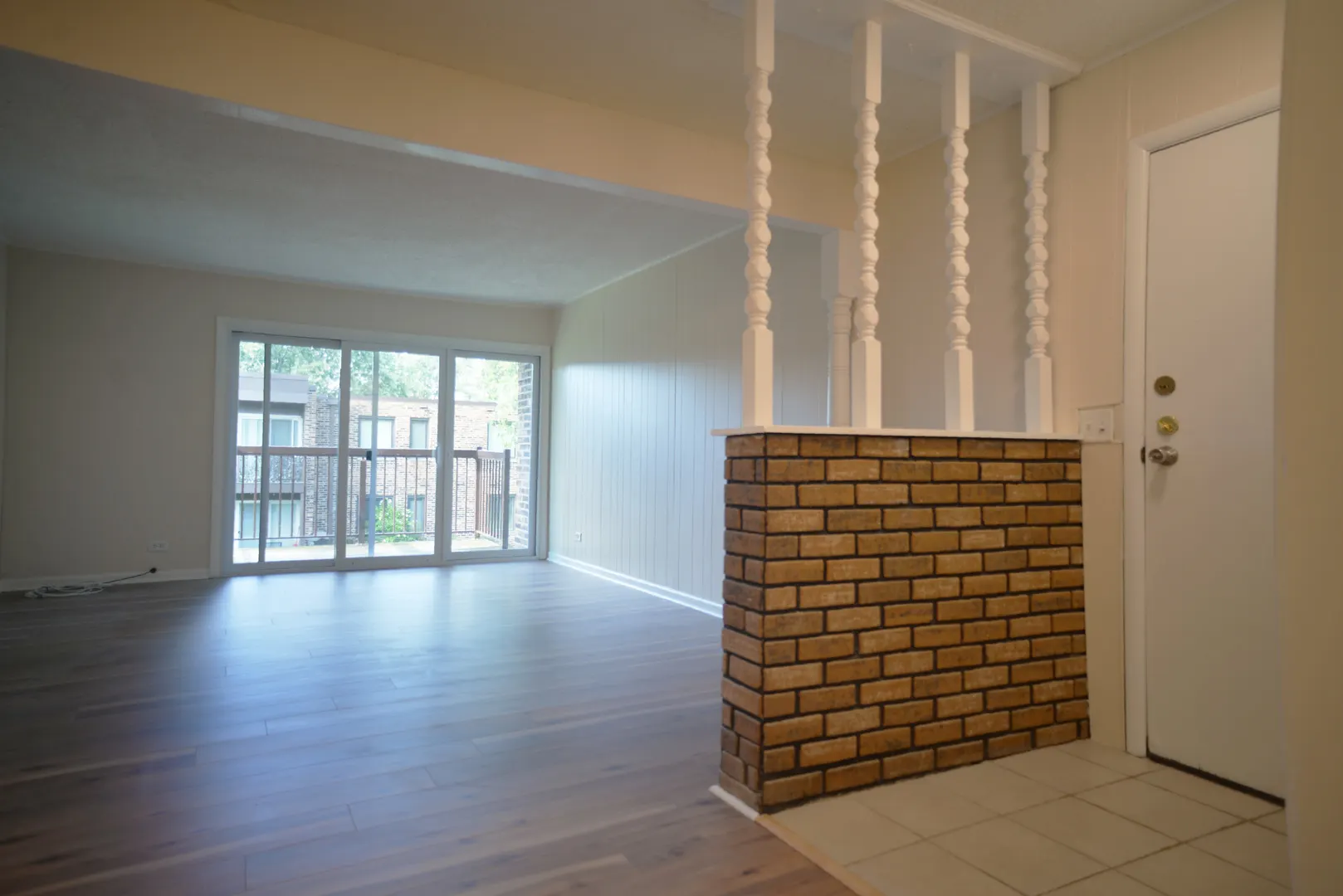 1205 Pleasant Run Drive 210 IL