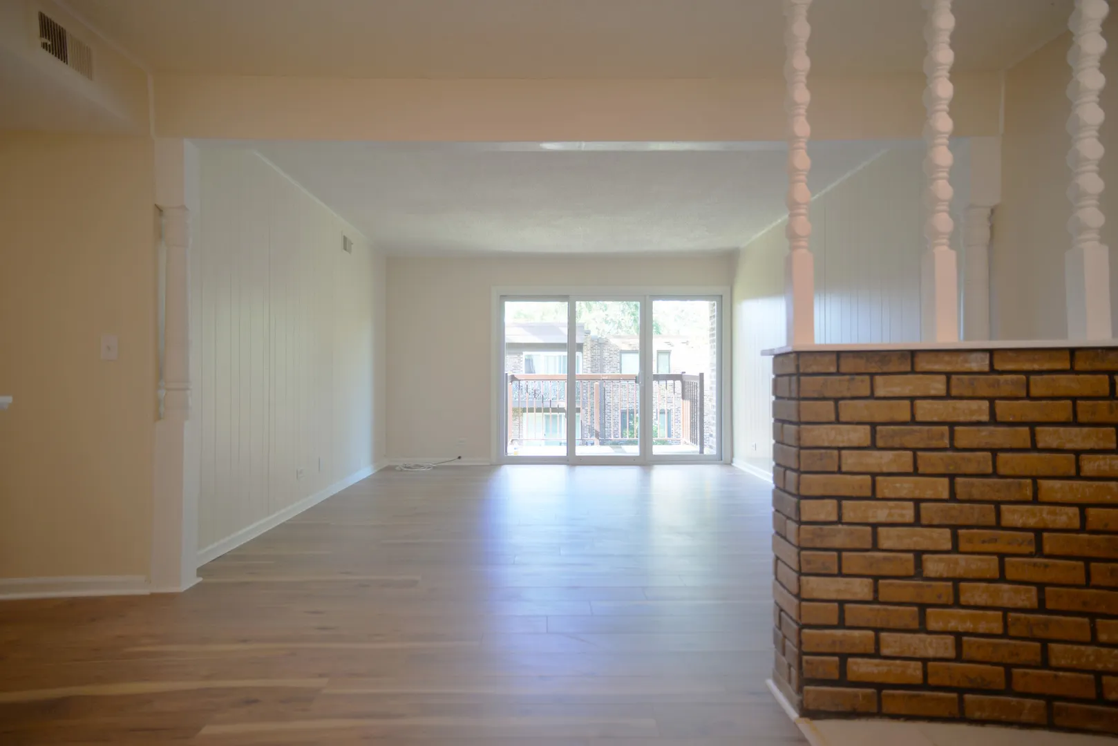 1205 Pleasant Run Drive 210 IL